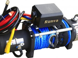 Лебедка автомобильная электрическая 12V Runva 9500 lbs 4350 кг (синтетический трос) Спорт