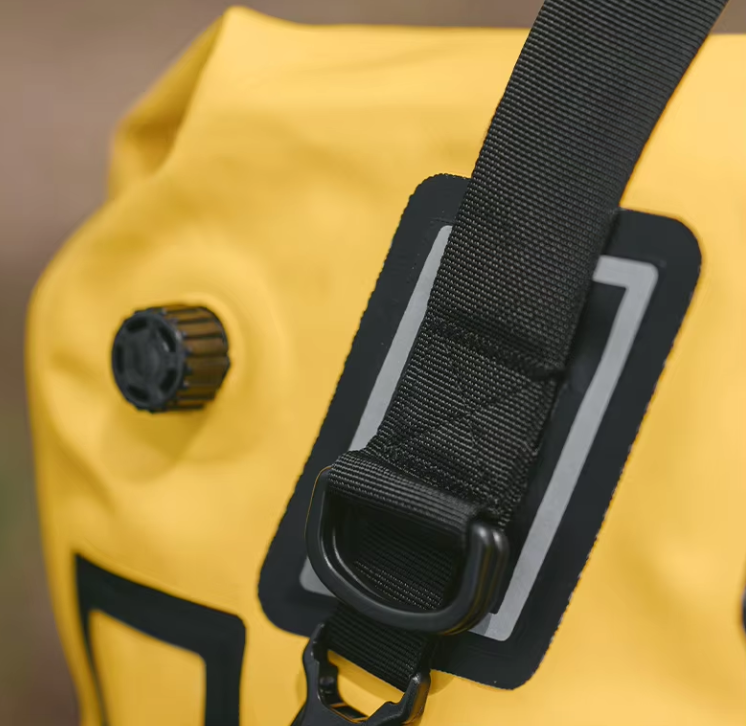 Гермосумка Naturehike 40 л ПВХ (желтая) — изображение 10