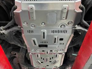 Защита Falcon радиатора, картера, РК, КПП для Toyota Land Cruiser 150 (дизель 2.8T VX, KDSS), алюминий, 8 мм. Артикул: 8119381584HB